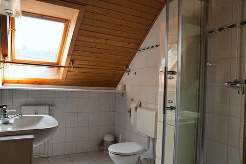 Das gemütliche Ferienhaus befindet sich mit seiner behaglichen Wohlfühlatmosphäre in einer Ferienanlage am Ortsrand des kleinen Harzer Städtchens Hasselfelde. Die familienfreundliche Ferienanlage bietet die perfekten Grundlage für eine abwechslungsre...