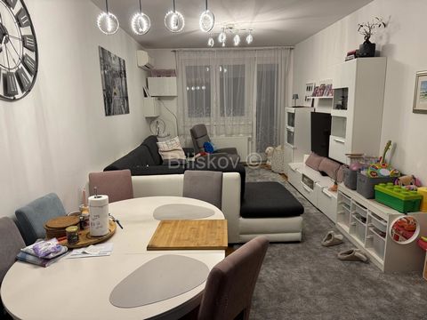 www.biliskov.com ID 14906Zagreb, Prečko A stunning two-room apartment with a surface area of 60.85 m², located on the 3rd floor of a building constructed in 2018.The building has an elevator and a total of 8 floors.The apartment consists of an entran...