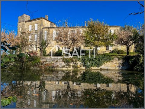 Nicolas MADRELLE - SAFTI invites you to discover an exceptional property with origins dating back to the 13th century. Located on the outskirts of BORDEAUX in the commune of SAINT-GERVAIS (33240), near the Voie de Tours—one of the Camino de Santiago ...