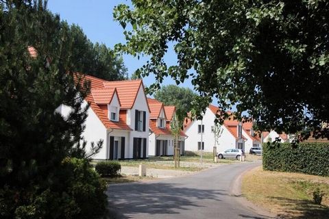 Located in the town of Berck sur mer, the Résidence Dormio Resort in Berck-sur-Mer invites you to a quiet space where elegance and conviviality combine. Ideally located 900 meters from the beach and the lively boulevard, you will be able to make the ...