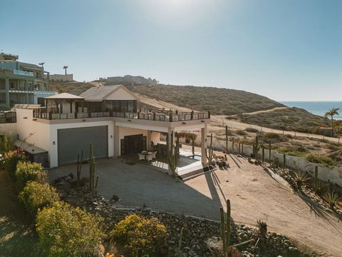 Alma Del Mar is a versatile residence with an outstanding location in the heart of the Gavilan neighborhood just one row back and only steps away from the pristine Pescadero beach. It boasts truly amazing panoramic views all the way to the San Pedrit...