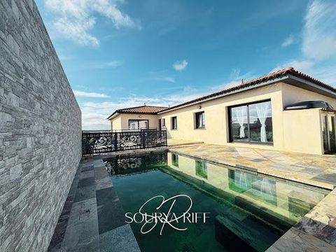 SINGLE-STOREY VILLA - SWIMMING POOL - 5 BEDROOMS - DUCTED - PLOT OF ABOUT 570 m2 - VIRTUAL VISIT ON REQUEST Superb contemporary house of 165m², ideally located in Montredon, a few minutes from Carcassonne. It combines modernity, comfort and panoramic...