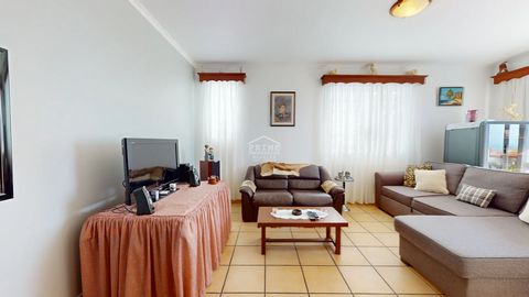 Located in Funchal. Situated in close proximity to the Madeira Shopping Mall and convenient public transportation, this property offers a prime opportunity for discerning buyers. The property consists of two independent residence Unit A and Unit B. T...