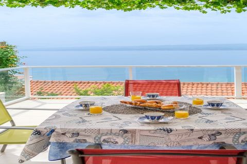 Apartments Hope are situated in Dugi Rat, a small coastal town located 4.3 km from Omiš. Luggage storage is possible prior check in and after check out, so you can explore the city a little more before your departure. Free private parking is provided...