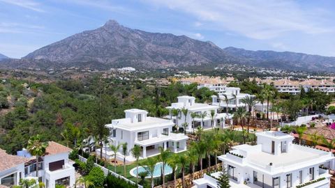 Four villas designed with the highest standards of quality and luxury, incorporating energy systems and characteristics of the most avant-garde architecture. Beauty, elegance and comfort characterize these south-facing villas, both classic and modern...