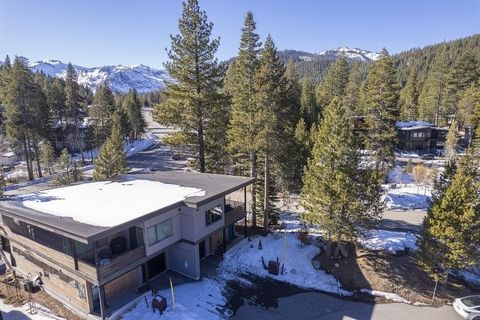 Come enjoy the views of Granite Peak and surrounding mountains from this townhome located in the Palisades subdivision near the entrance of Olympic Valley. On the entry level you will find a guest bedroom, hallway bathroom, and a separate entertainme...