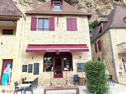 Located in the heart of La Roque-Gageac, a popular town in the Périgord Noir, this business presents a unique opportunity for a gastronomic business. Nestled in a picturesque and touristy setting, this establishment benefits from a strong appeal for ...