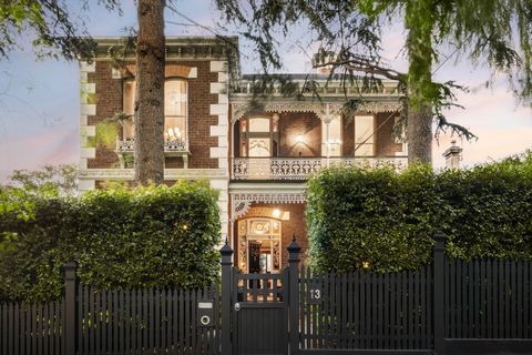 Welcome to 'Shepreth', an enchanting heritage residence originally built in 1891 by John Maling, who later served as the local Mayor. This property stands as a testament to the rich architectural history of Canterbury, blending original charm with mo...