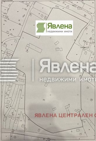 Yavlena Agency offers a plot of land with an area of 81693 sq.m. in the area of the town of Sofia. Vidin. The property was previously used as a military base for the production of weapons. After its closure, activities related to the processing and e...