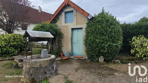 iad France - Frédéric Lagneau vous propose: Charmante ferme à rénover à Saint-Amand-Montrond - Potentiel exceptionnel à découvrir ! Nichée dans un cadre bucolique à Saint-Amand-Montrond, cette ferme authentique de 168m² sur un vaste terrain de 3440m²...