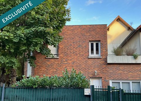 Le Pecq Canada, Jolie Maison de ville avec jardin proche des commodités