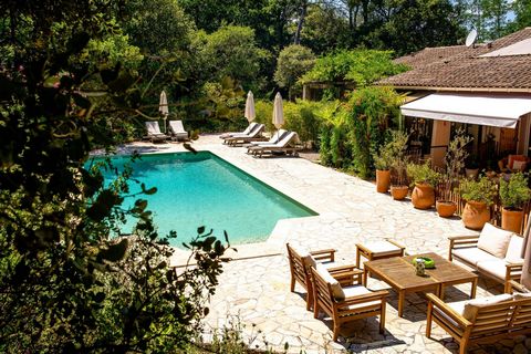 Villa de 198m² avec piscine au calme