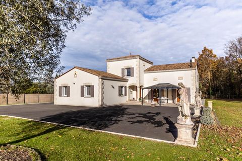 Villa de 232 m² dans le charmant village de Mouthiers-sur-boême