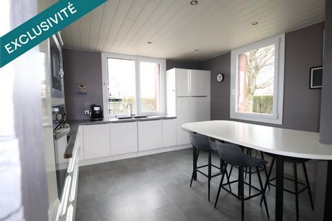 PIERREFONTAINE-LES-VARANS – La maison qui envoie du lourd ! 191 m² de bonheur posé sur 926 m² de terrain. 5 chambres de 15 m² : parfaites pour une famille XXL ou vos projets les plus fous. Séjour 41 m² : raclettes, fêtes, siestes… tout passe. Cuisine...