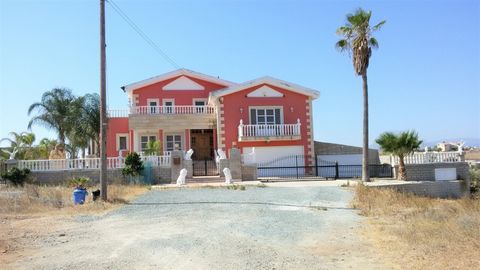 A 4 bedroom villa for sale in Palaiometocho, Nicosia. It has open-plan living rooms, two kitchen. Central heating in all the house. House offers 2 covered parking, covered terrace with barbecue area, a private swimming pool and wonderful garden along...