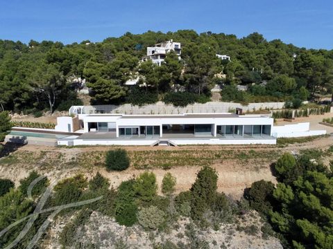 Magnificent luxury villa situated on the top of a mountain in Es Cubells, with spectacular views of the sea and the wonderful island of Formentera. The property is newly built and is divided into two levels: The main level has five bedrooms, six bath...