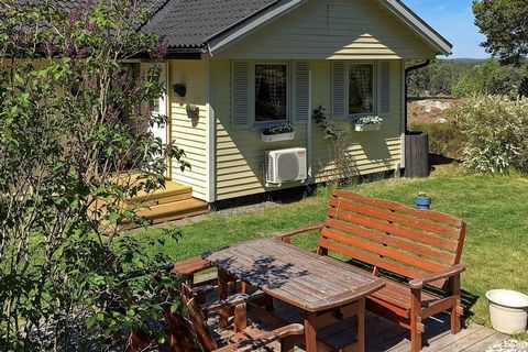 A very pleasant holiday home situated on a high location and with a spectacular view from the large patio over the archipelago of Stockholm, close to fine bike trails in the nature. The holiday home is continually well maintained and is in a fine con...
