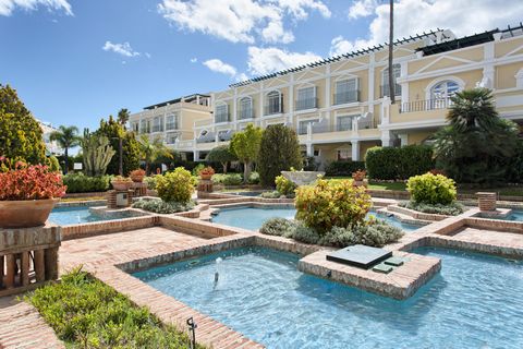 Located in Nueva Andalucía. Having walking distance to all services & less than five minutes driving to the beaches of Puerto Banus, this wonderful ground floor apartment is within the resort Aloha Gardens, in Nueva Andalucia, Marbella. The property ...