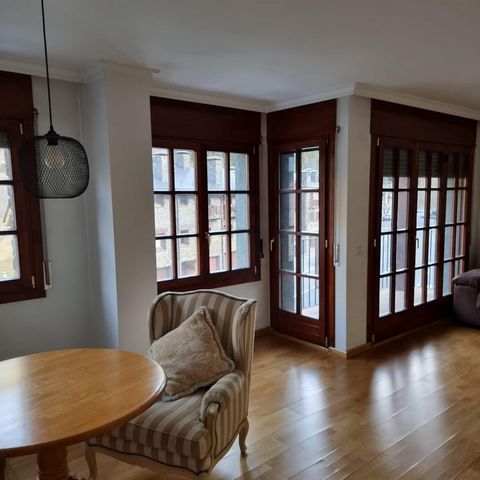 1. Apartment → Apartment in Ordino La Cortinada area, 92.80 m. of surface, 3 m2 of terrace, 2 double bedrooms, 2 bathrooms, property in Good condition, equipped kitchen, interior wooden carpentry, east facing, stoneware and parquet floors, exterior w...