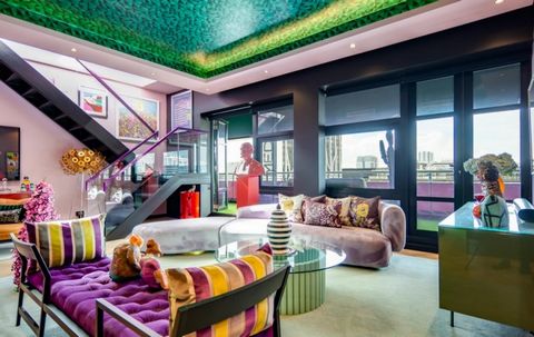 This exuberant penthouse with private pool on the large rooftop terrace fits the notorious Cape Tonian lifestyle. Open plan colorful kitchen that inspires outrages gastronomy. The prominent artistic design throughout makes this penthouse exceptionall...