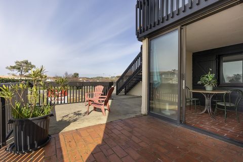 This well-appointed apartment offers you an ideal living environment. The 18m2 terrace will allow you to enjoy the outdoors and moments of relaxation. The veranda adds an extra touch of charm, providing extra space for relaxation and entertaining. Th...