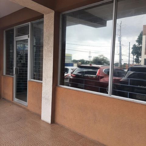 Improved, fully airconditioned, ground floor office/retail unit with window frontage located in a gated professional business complex in proximity of Cross Roads and New Kingston region. This commercial unit has been customized into two(2) partitione...