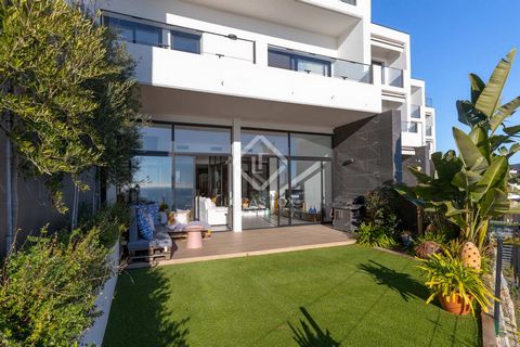 Lucas Fox presents this house for sale located in the municipality of Caldes d'Estrac, an idyllic place on the Maresme coast a few minutes by car from all amenities, beaches and restaurants, as well as 30 minutes by car from Barcelona. The house is p...