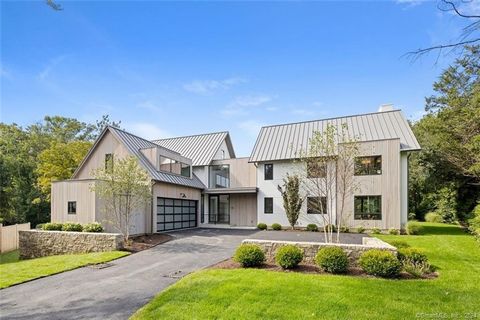 Discover the epitome of luxury living. This unique new residence by Able Construction offers breathtaking views of the Saugatuck River & Lee's Pond. Designed and built with impeccable attention to detail and the highest quality, this stunning modern ...