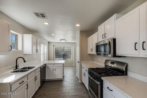 Absolutely stunning remodeled home with tons of on-trend features located on a prime North/South exposed lot. Updated eat-in kitchen incorporates new quartz counters, stainless steel appliances, gas cooktop, breakfast bar, and freshly painted cabinet...
