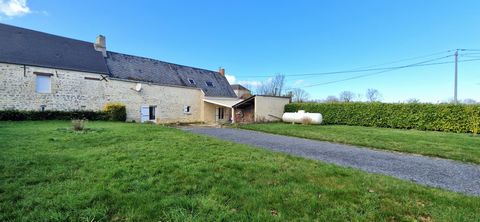 Immobilier Saint Marcouf offers you in exclusivity this charming stone house located in ENGLESQUEVILLE LA PERCEE! 6 km from the Pointe du Hoc, and 5 km from the D-Day landing beaches. The house consists on the ground floor of a living room, living ro...