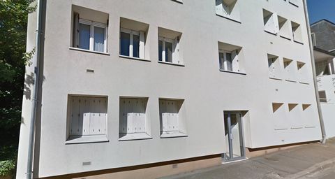 A CHARTRES, proche de centre ville, Romuald JAULNEAU 06.56.81.65.12, vous propose un Appartement de 29 m² au 2 ème étage comprenant un séjour, une cuisine séparée, une entrée avec placard, une salle de bains avec wc. Grenier en haut de l'immeuble. Fe...