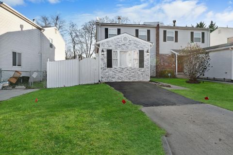 **$10,000 grant towards down payment or closing costs available- NO mortgage insurance, as little as 3% down, and exceptional rate (*if buyer qualified)** Ask for details! Welcome to your new haven in the heart of the sought-after Brookland subdivisi...