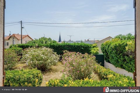 Mandate N°FRP153404 : House approximately 106 m2 including 5 room(s) - 3 bed-rooms - Garden : 520 m2, Sight : Garden. - Equipement annex : Garden, Terrace, Garage, parking, Cellar - chauffage : aucun - Expect some renovation - Class Energy F : 245 kW...