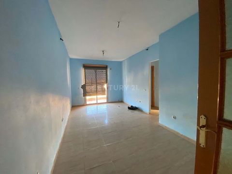 Excellent opportunity to acquire this residential apartment with an area of 73.33m² well distributed in 2 bedrooms and 1 bathroom located in the town of La Mojonera, province of Almeria. Would you like to have more information? Do not hesitate to con...