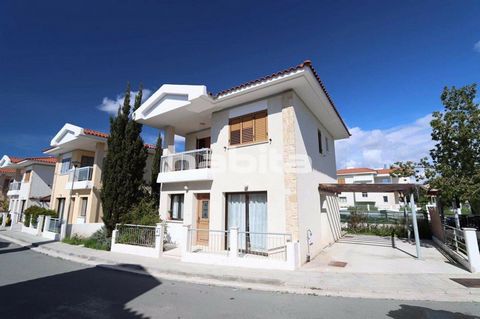 Hot offer! 2 bedroom detached house with plot in the center of low Paphos with close proximity to the sea and city amenities. Located in calm gated community. Pharmacy, kiosk, Gym, restaurant are nearby. Features: - Furnished - Air Conditioning