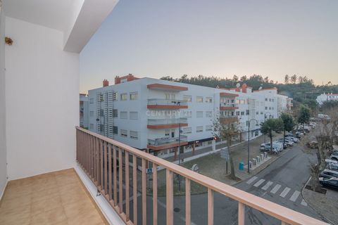 DON'T MISS THIS GREAT OPPORTUNITY! COMPLETELY REFURBISHED 2 BEDROOM APARTMENT WITH GENEROUS AREAS, LARGE BALCONY, AWARDROOM AND LARGE STORAGE ROOM WITH THE SIZE OF A T0, VERY WELL LOCATED CLOSE TO ALL AMENITIES AND SERVICES! This fantastic T2 is very...