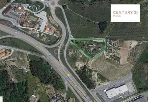 Land with about 1 hectare located next to the entrance/exit of the A25, in Fragosela, Viseu, near the Retail Park of Viseu. The land is in a Detailed Plan, is classified in Economic Activities Spaces, and is part of UOPG (Operational Planning and Man...