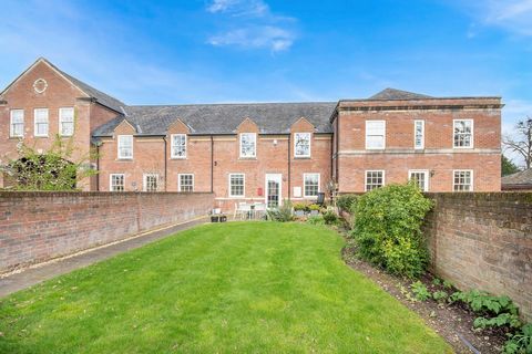 An attractive four-bedroom townhouse set within the grounds of Bawtry Hall, close to the heart of Bawtry town centre. The property provides well-proportioned living accommodation set over two floors and benefits from South facing views over un-spoilt...