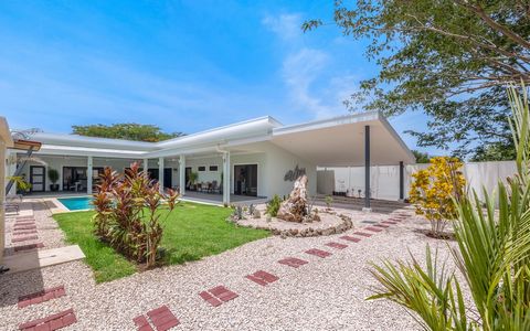 This exquisite property “Villa Lina Maria”  is a true gem, offering a luxurious and spacious living experience. Situated on a 685m2 lot, with a total construction area of 330m2, this home boasts elegance and comfort in every detail. Featuring 4 bedro...