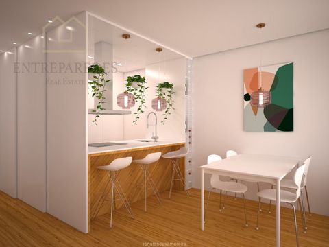 'Come and discover Pinheiro Housing, the new charm of downtown Porto!' and buy a T0 service flat. You are invited to be part of a story of renewal and beauty in the heart of downtown Porto. Pinheiro Housing is the latest rehabilitation project, a bui...