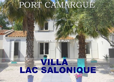 PORT CAMARGUE - SECTEUR LAC SALONIQUE Superbe villa en duplex de type 5 pièces + dépendance de type villa 2 pièces de plain-pied. Parcelle de 353 m2 . La villa 5 pièces comprend un jardin + terrasse d'environ 108 m2 exposée plein SUD. Au Rez-de-chaus...