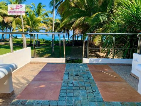 This oceanfront villa is what you need for a Caribbean experience in an exclusive location! Located right at the ocean, surrounded by palm trees, this villa has a lot of 1,458 m2 and much to offer. The garden is very spacious and very well maintained...