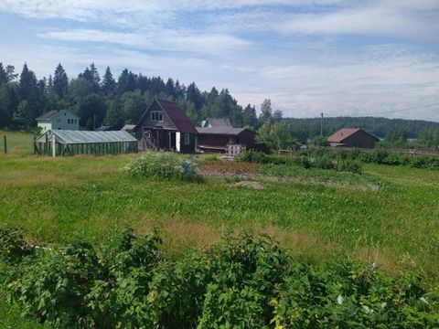 1600803 В красивом, экологически чистом районе, на берегу озера `Утиное`. Продается дачный дом на участке 12 соток, ИЖС, Выборгский район, Каменогорское городское поселение, пос. Глубокое. Учaсток poвный, paзpаботанный, с плодовыми кустарниками . Име...