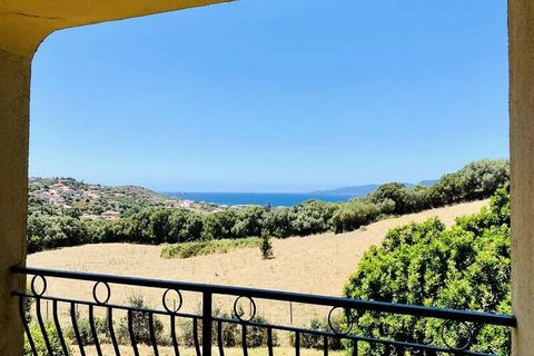 De residentie Marie Diane is een gemeubileerde accommodatie in Propriano in Zuid-Corsica. De talrijke faciliteiten, zoals het zwembad en de speeltuin voor kinderen, maken het een ideale plek voor familie- of romantische vakanties. Laurier de Mer is e...