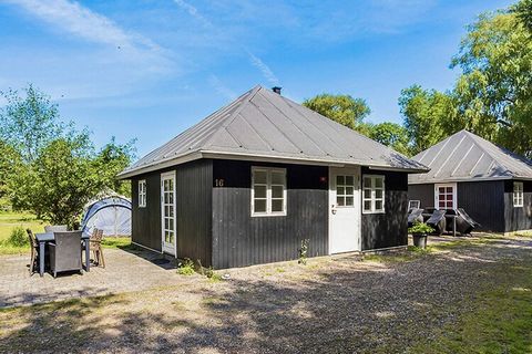 First Camp Bøsøre Strand - Funen offers a fantastic seaside experience with modern facilities and a wide range of activities for the entire family. Located in the picturesque south of Funen, the camp is set right by the sea, just a short walk from a ...