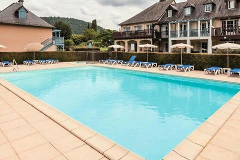 Die freundliche und ruhige Résidence Les Belles Rives liegt am linken Ufer der Dordogne mit dem Fluss darunter und ist ein idealer Urlaubsort für Angel- und Kanufahrer. Die Residenz profitiert von einer privilegierten Lage mit Blick auf das wundersch...