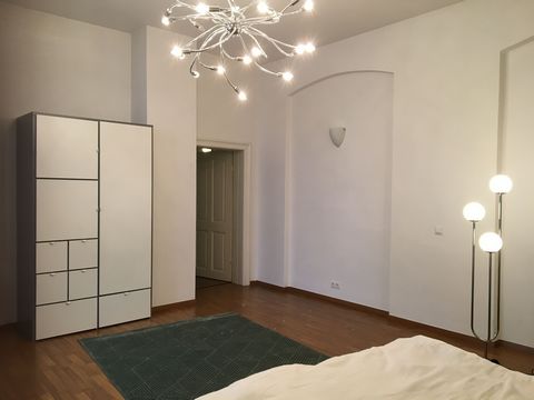 zentral gelegen, sehr großzügiges apartment