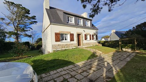 Träumen Sie von einer ruhigen Umgebung, die Natur, Komfort und Nähe zum Meer verbindet? Dieses Haus ist wie für Sie gemacht! Nur wenige Schritte vom berühmten Wanderweg GR34 entfernt und in der Nähe von Annehmlichkeiten bietet dieses schöne Anwesen e...