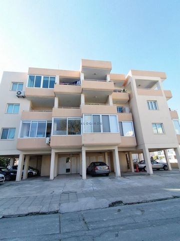 Located in Larnaca. First floor, three bedroom apartment for rent in Port area, Larnaca. Very close to the harbor, Larnaca Town Centre, the beach, and the Marina. Close to all amenities including supermarkets, bank, shops, schools, medical facilities...