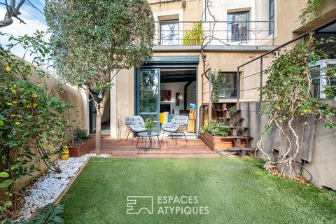 At the foot of the Piton of the famous village of Cabriès, this exceptional townhouse, completely redesigned by an architect, combines the charm of the old with a contemporary design. With its 175 m2 subtly spread over three levels, it offers a uniqu...